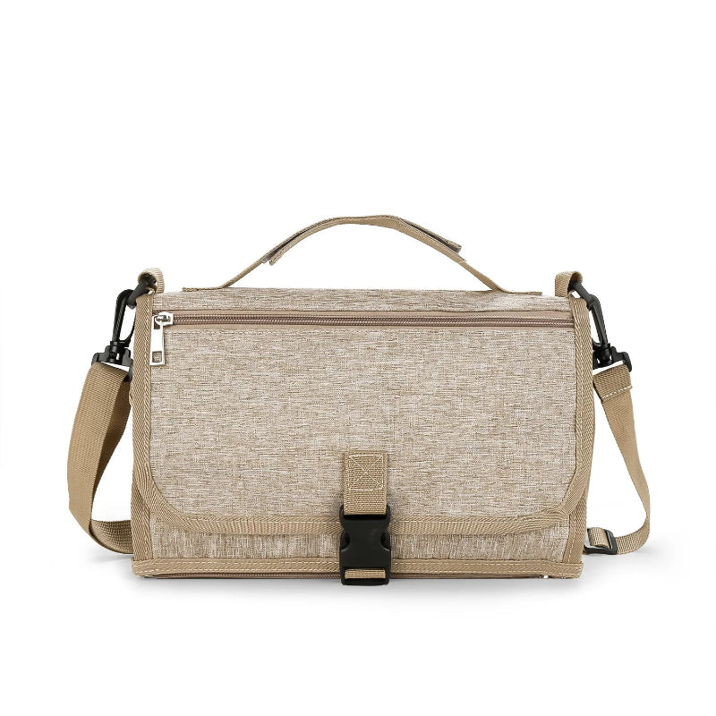 Matelas à langer nomade pour voyages marron plié